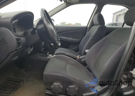 2005 Nissan Sentra 1.8 z USA, uszkodzony, nr VIN 3N1CB51D95L527280